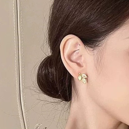 Elegant Women’s Leaf Earrings – Perfect Birthday Gift
