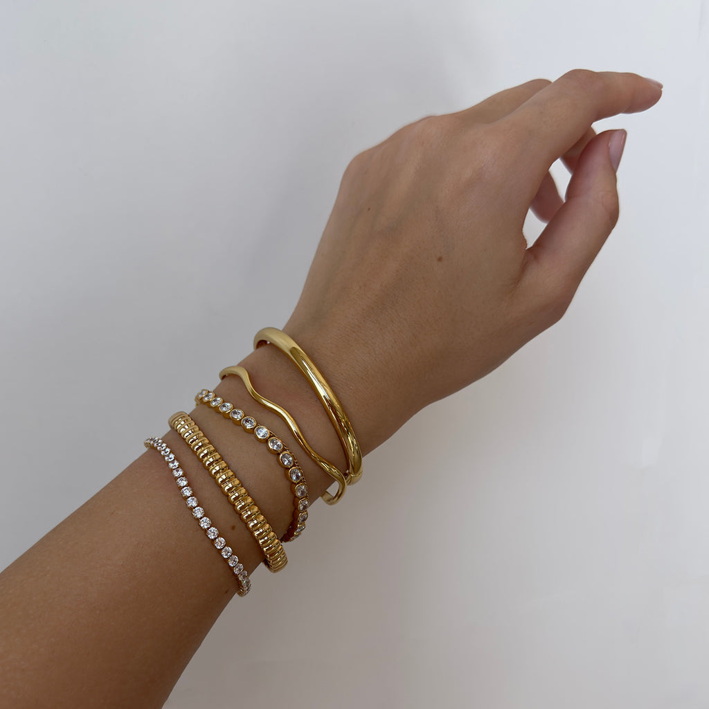 Stainless Steel Bracelet for Women – European & American Style”