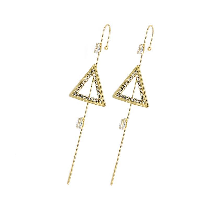 GleamCurve Premium Earrings