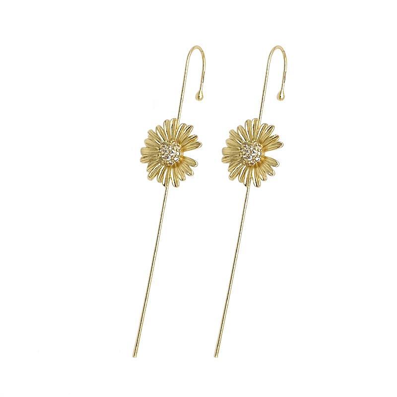 GleamCurve Premium Earrings