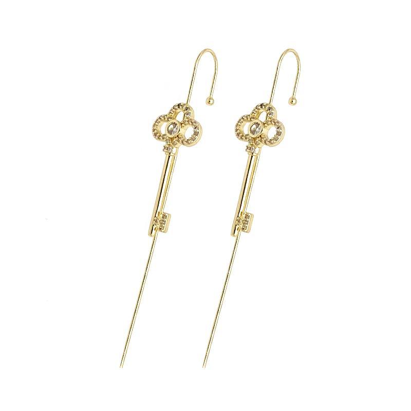 GleamCurve Premium Earrings