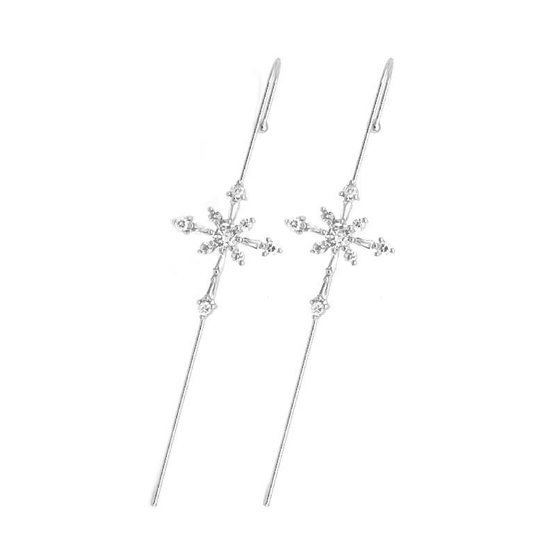 GleamCurve Premium Earrings
