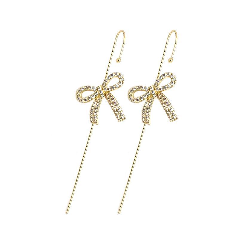 GleamCurve Premium Earrings