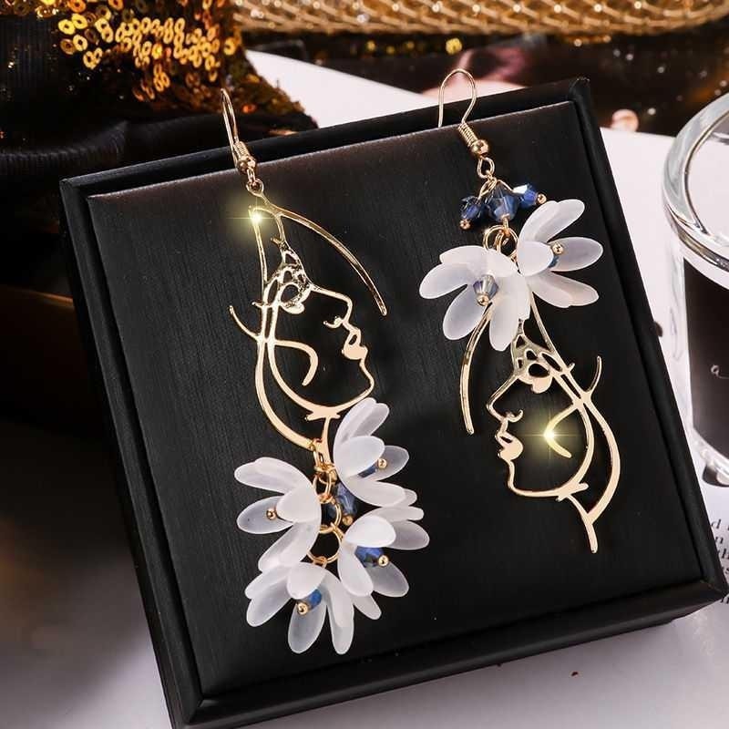 Flower Long Earrings – Red Rose & Rhinestone Tassels