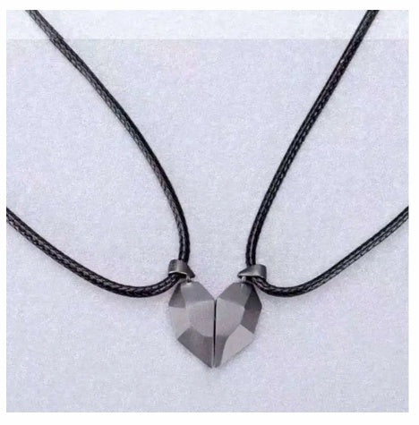 Wishing Stone Couple Necklace – Ancient Heart-Shaped Love Token