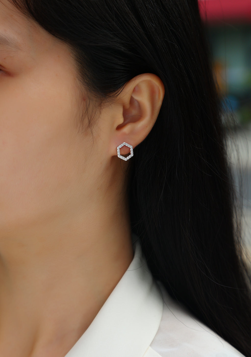 Chic Moissanite Stud Earrings – S925 Silver with Platinum Finish