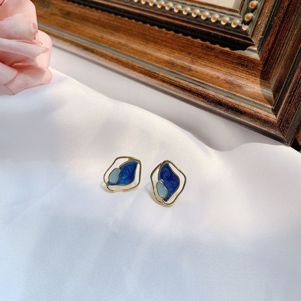 S925 Silver Stud Earrings – Simple & Elegant for Women