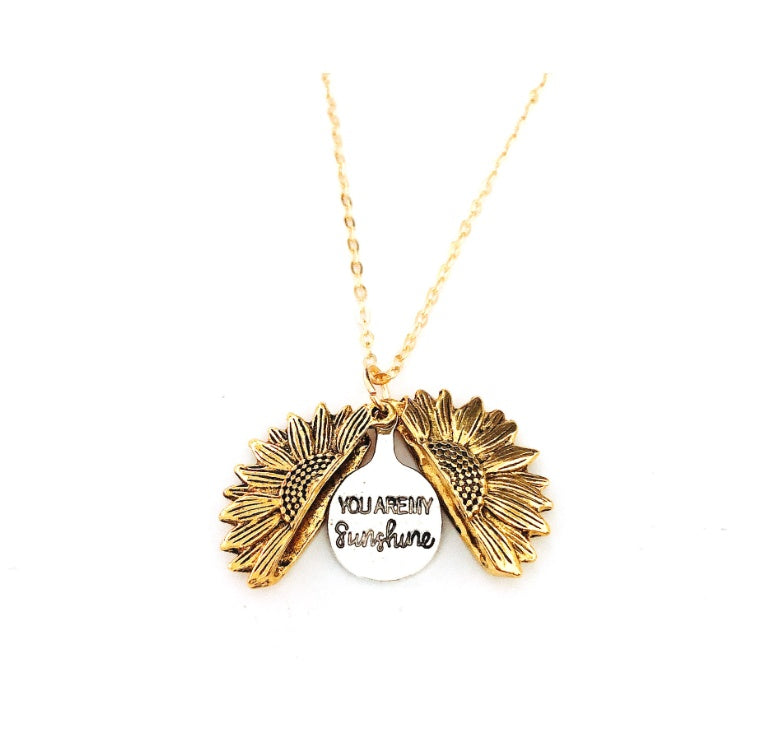 Fashionable Double Letter Pendant Necklace – Sunflower Motif