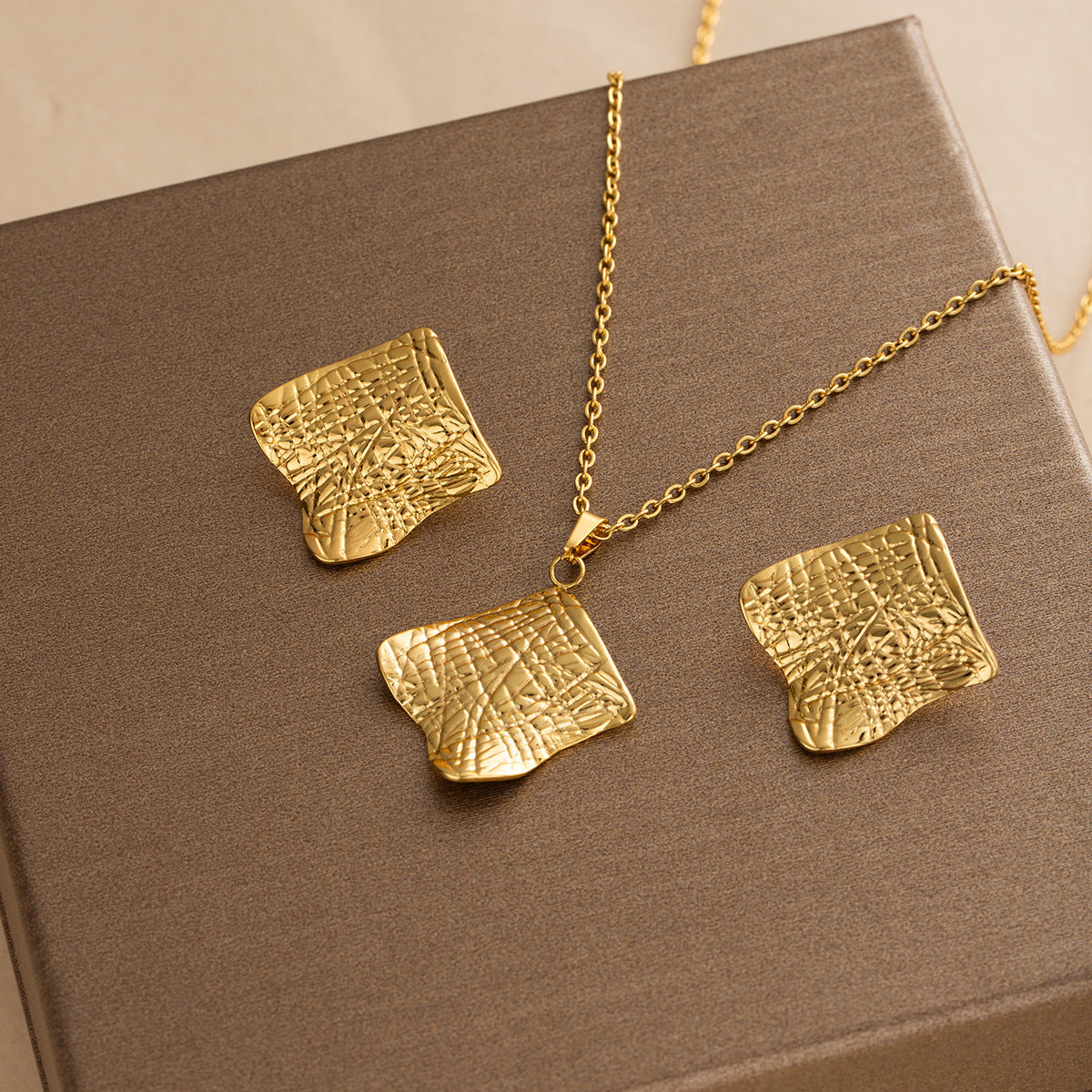 Geometric Leaves Texture Flower Love Heart Earrings And Necklace Set
