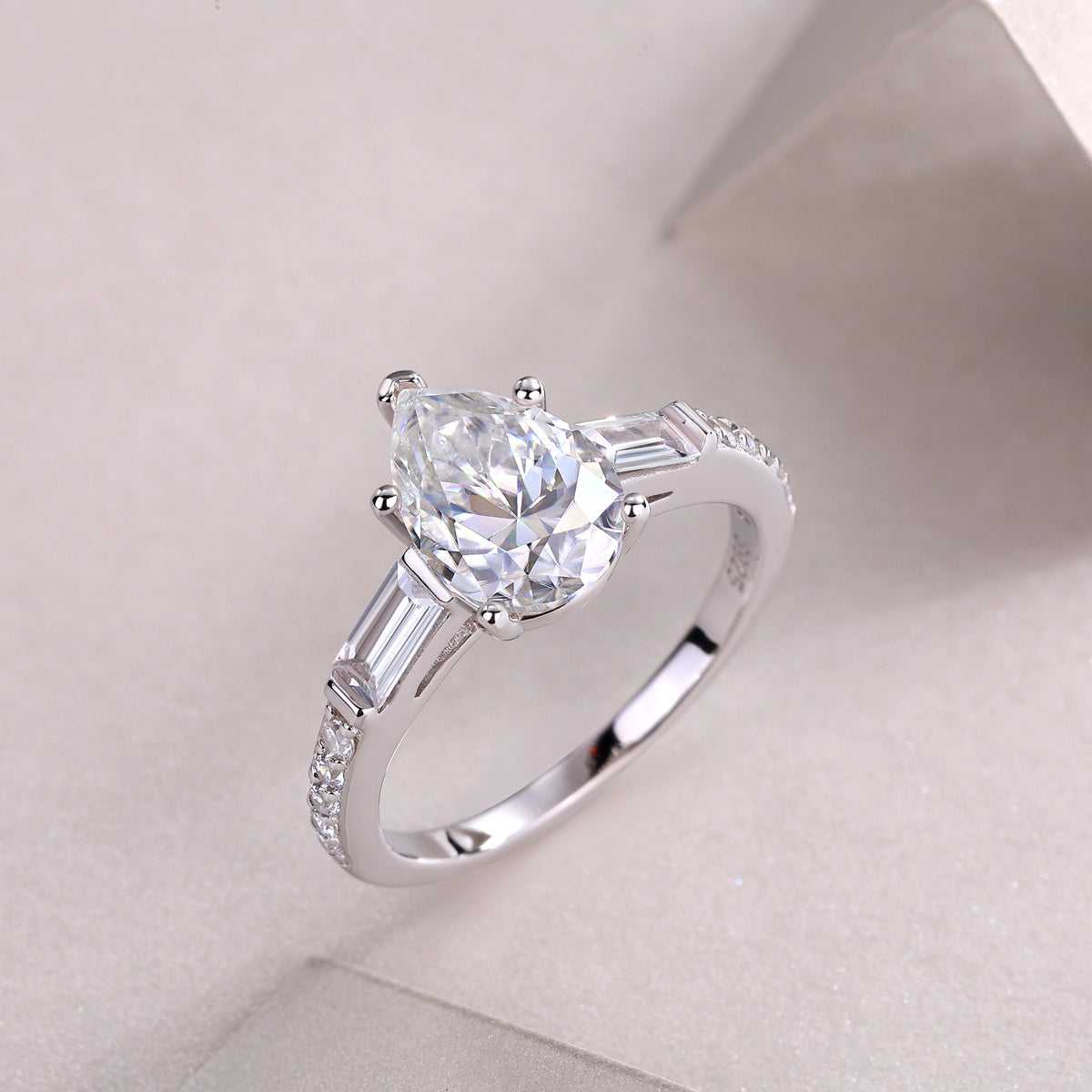 Luxury Moissanite Silver Ring Set – Large Diamond Design