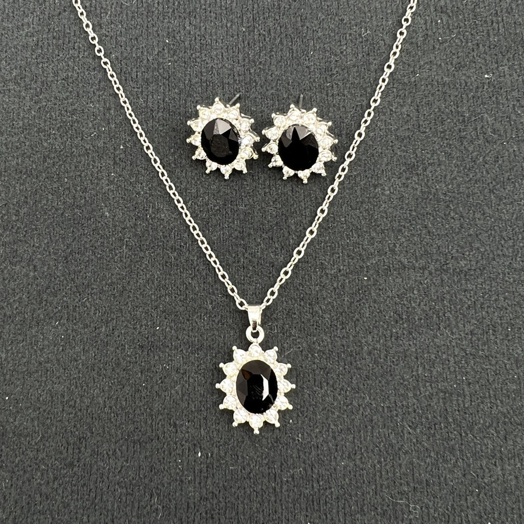 Women’s Sunflower Jewelry Set – Zircon Studs & Necklace