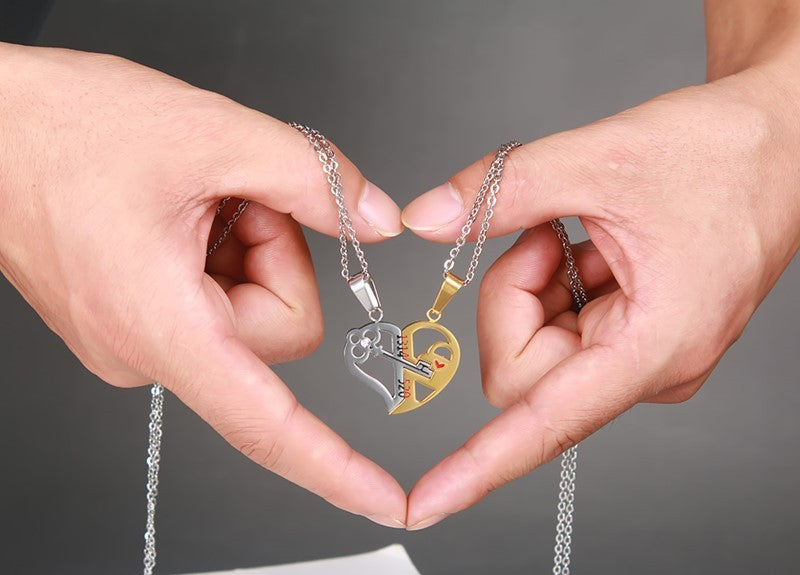Couple’s Love Necklace Set – Elegant Stainless Steel Chain Pendant