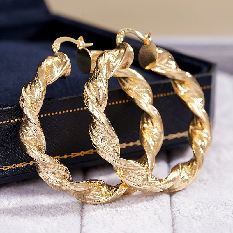 Geometric Ring Design Ear Clip for Women