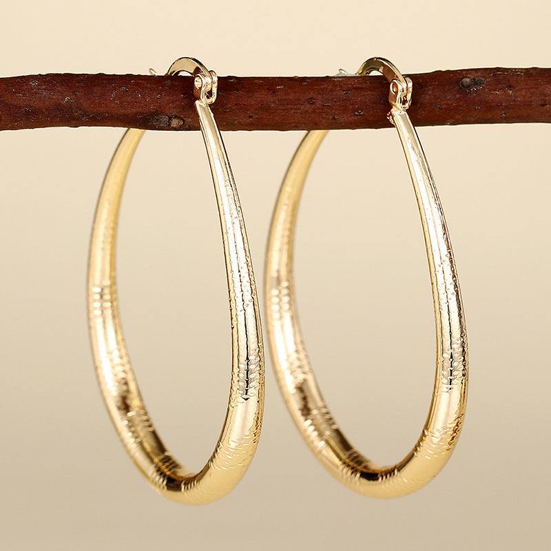 Geometric Ring Design Ear Clip for Women
