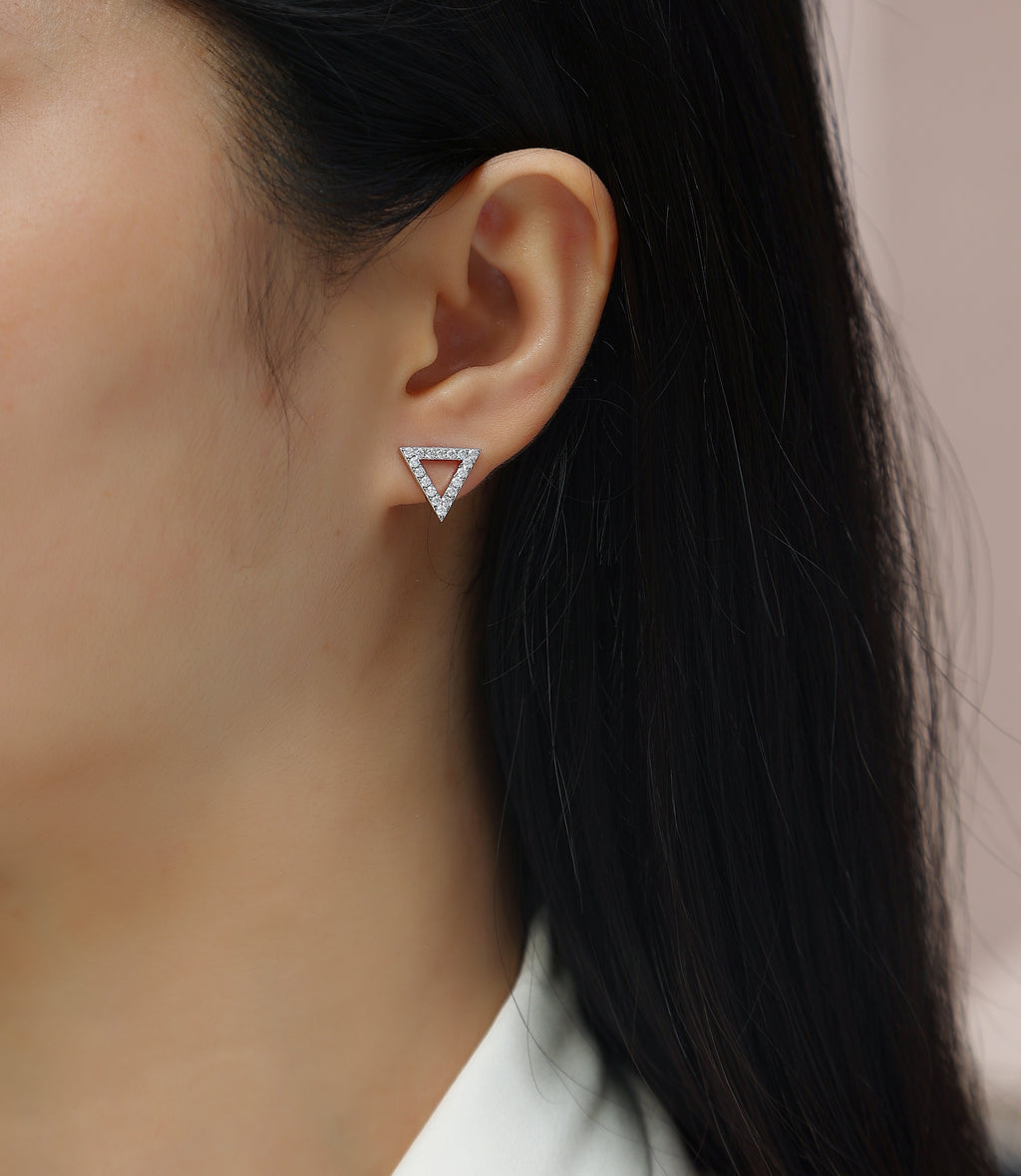 ✨ Unique – Moissanite S925 Sterling Silver Stud Earrings with Platinum Plating