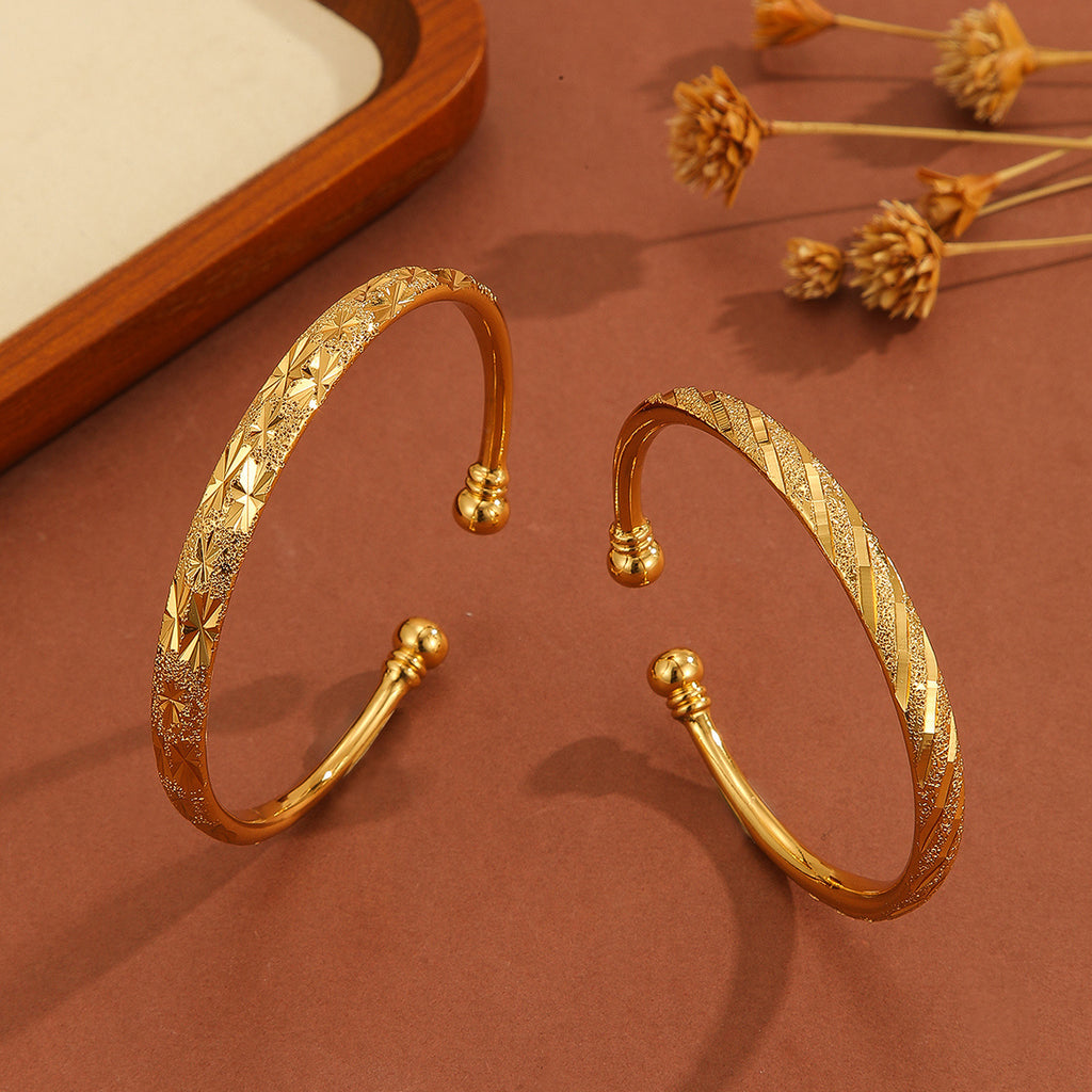 18K Gold-Plated Vintage Bracelet – Delicate Pattern Open Bangle for Daily Wear & Gifts