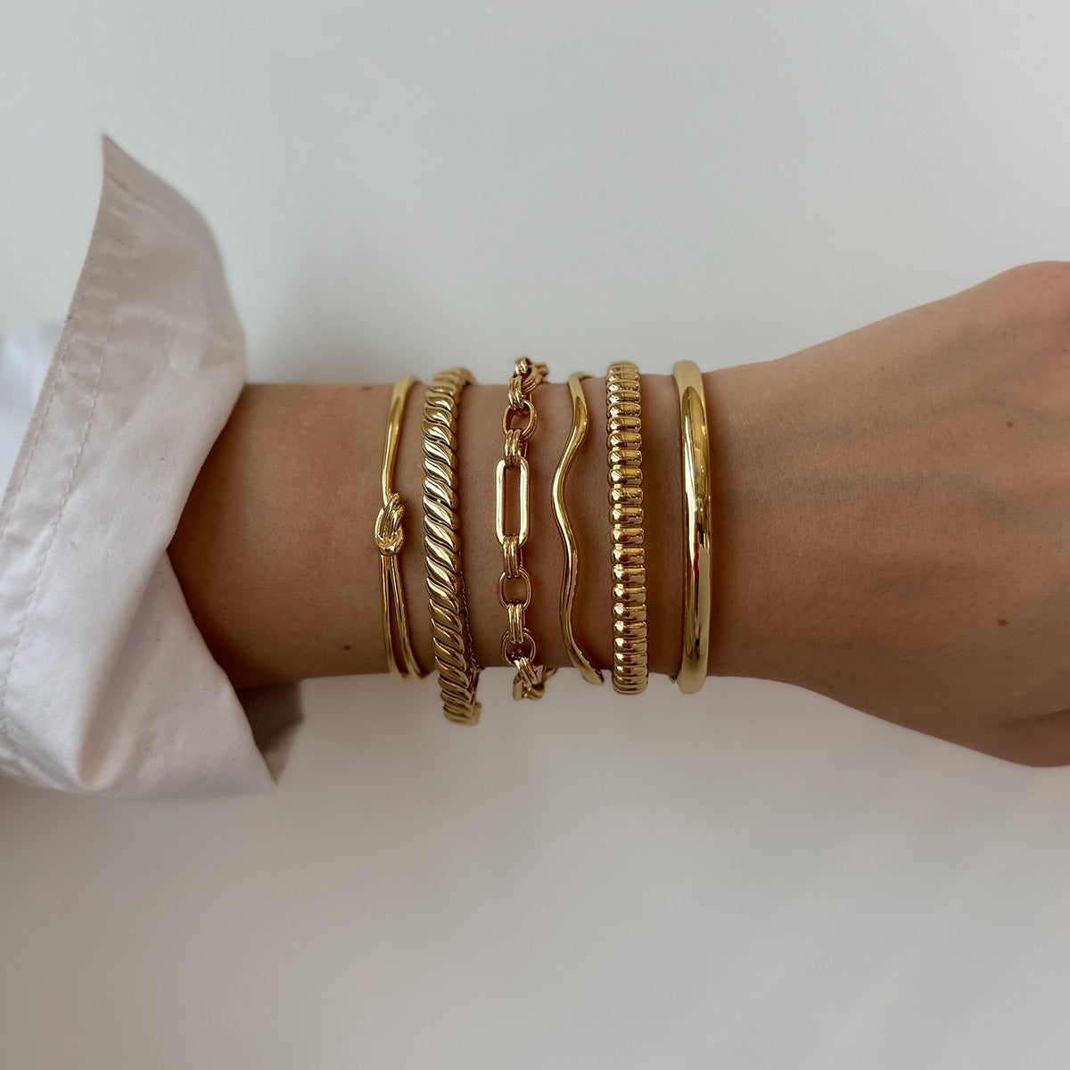 Stainless Steel Bracelet for Women – European & American Style”