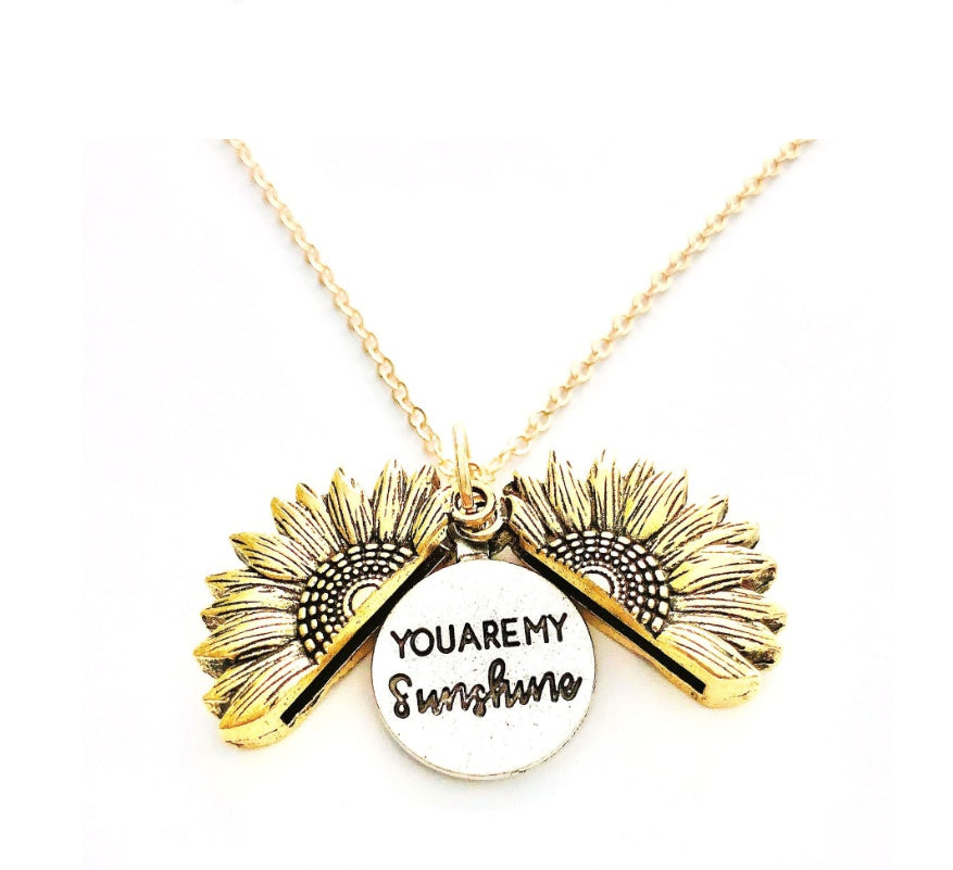Fashionable Double Letter Pendant Necklace – Sunflower Motif