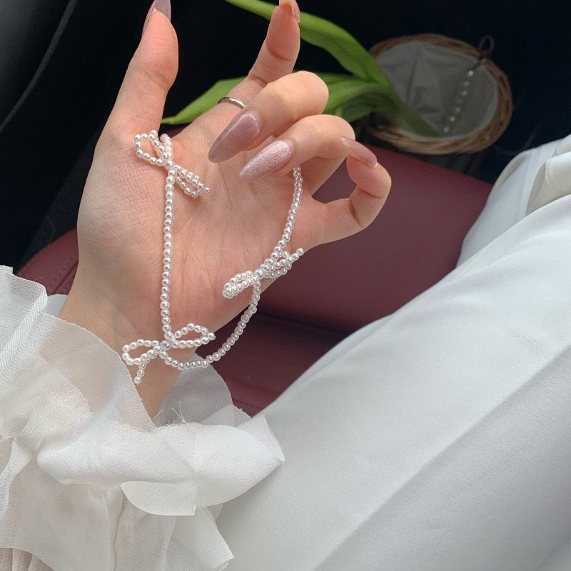 Women’s Dainty Pearl Necklace with Bow Pendant