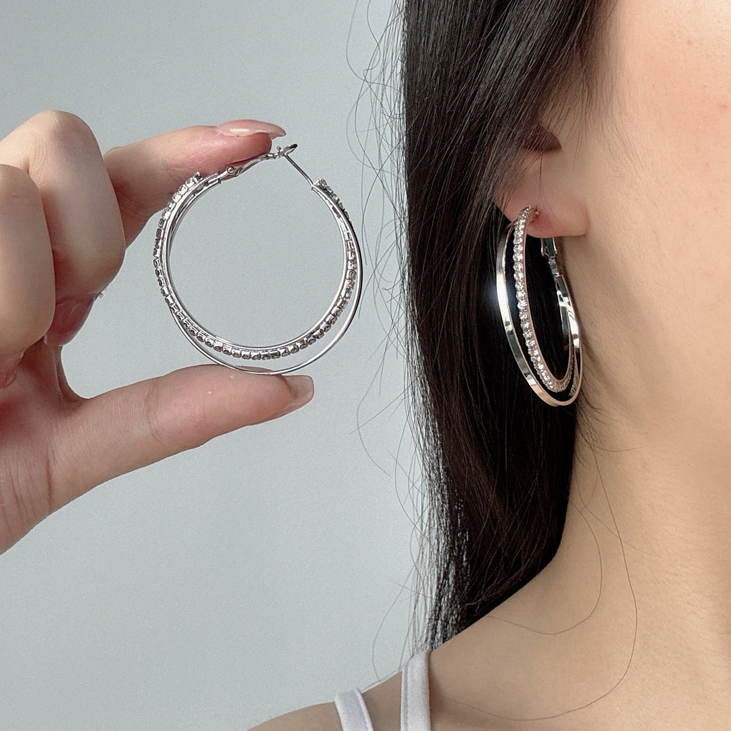 Eterna Elegant Diamond Earrings