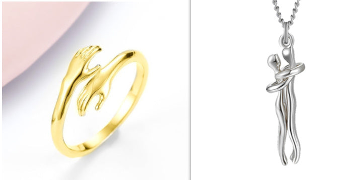 Unisex Hands Hug Ring – Adjustable Everyday Jewellery