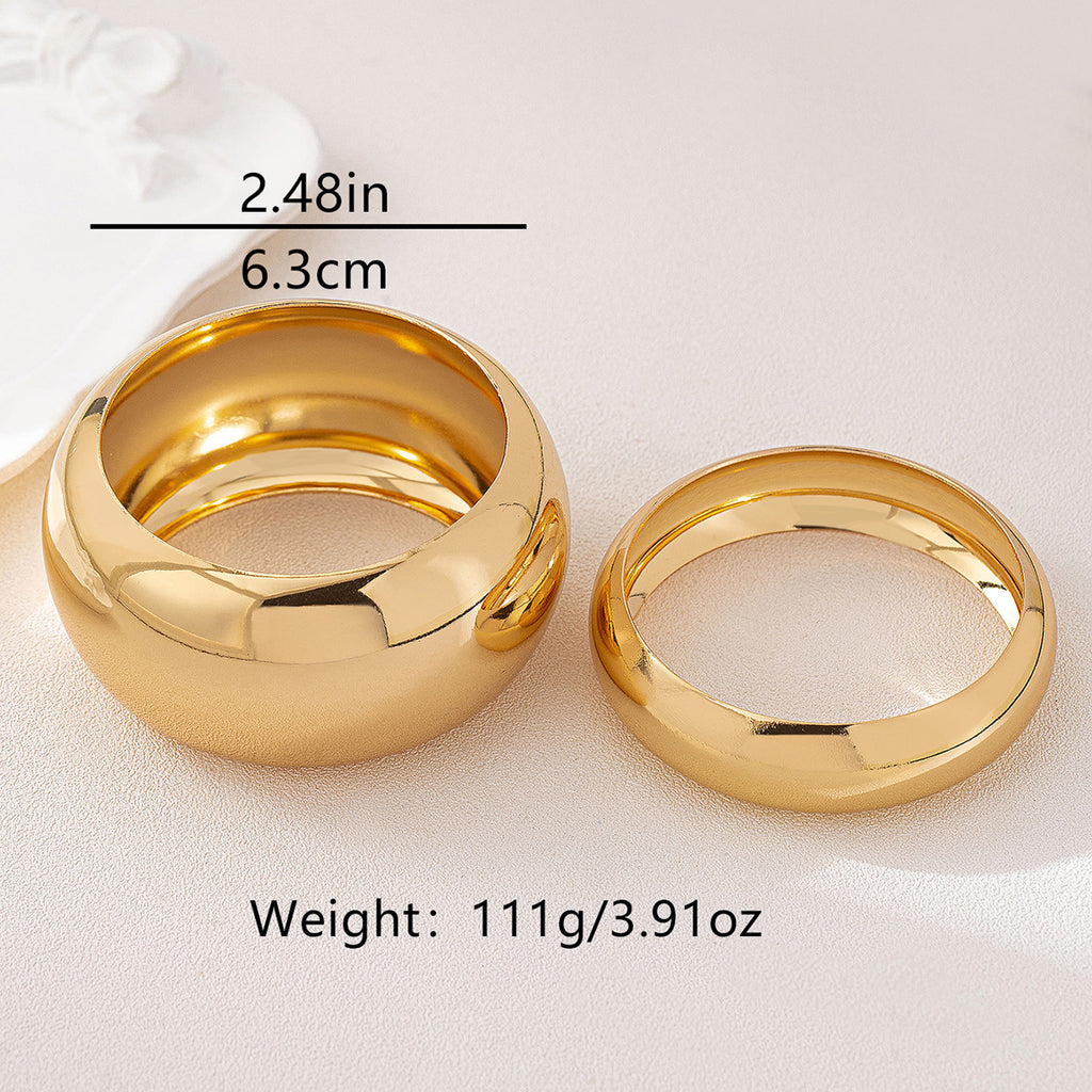 Women’s Round Gold Bracelet – Elegant Evening Jewelry