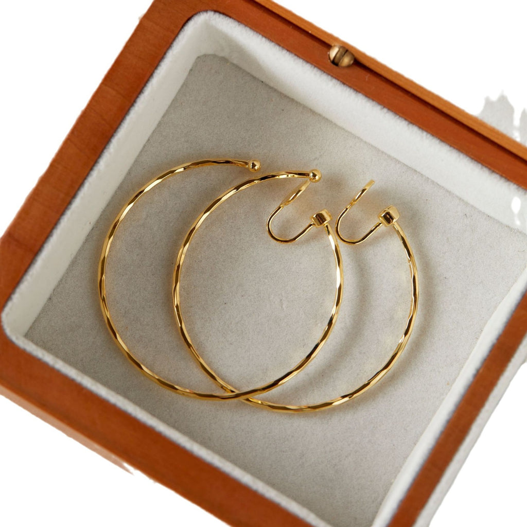 Two-Tone Large Circle Metal Earrings – Simple & Elegant