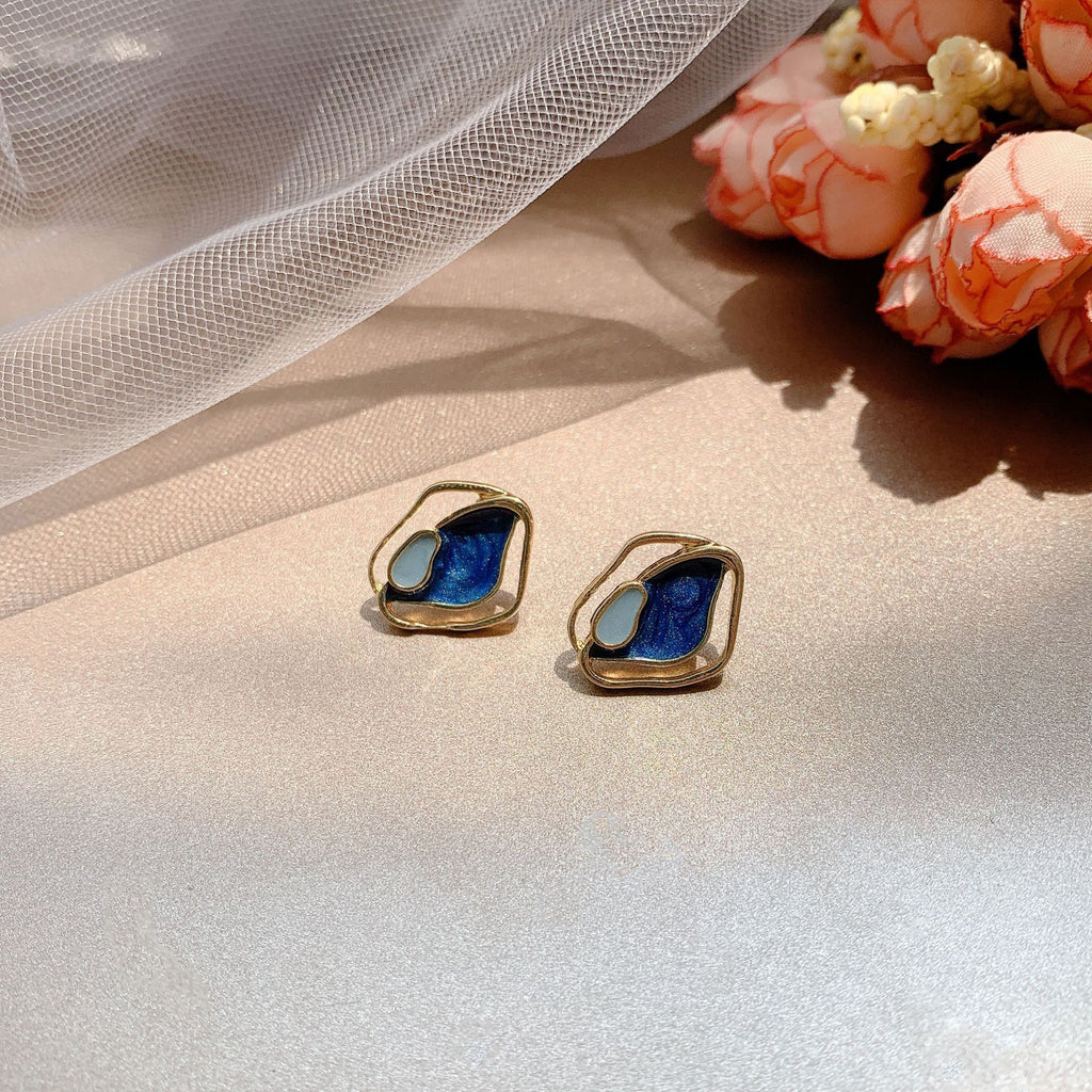 S925 Silver Stud Earrings – Simple & Elegant for Women