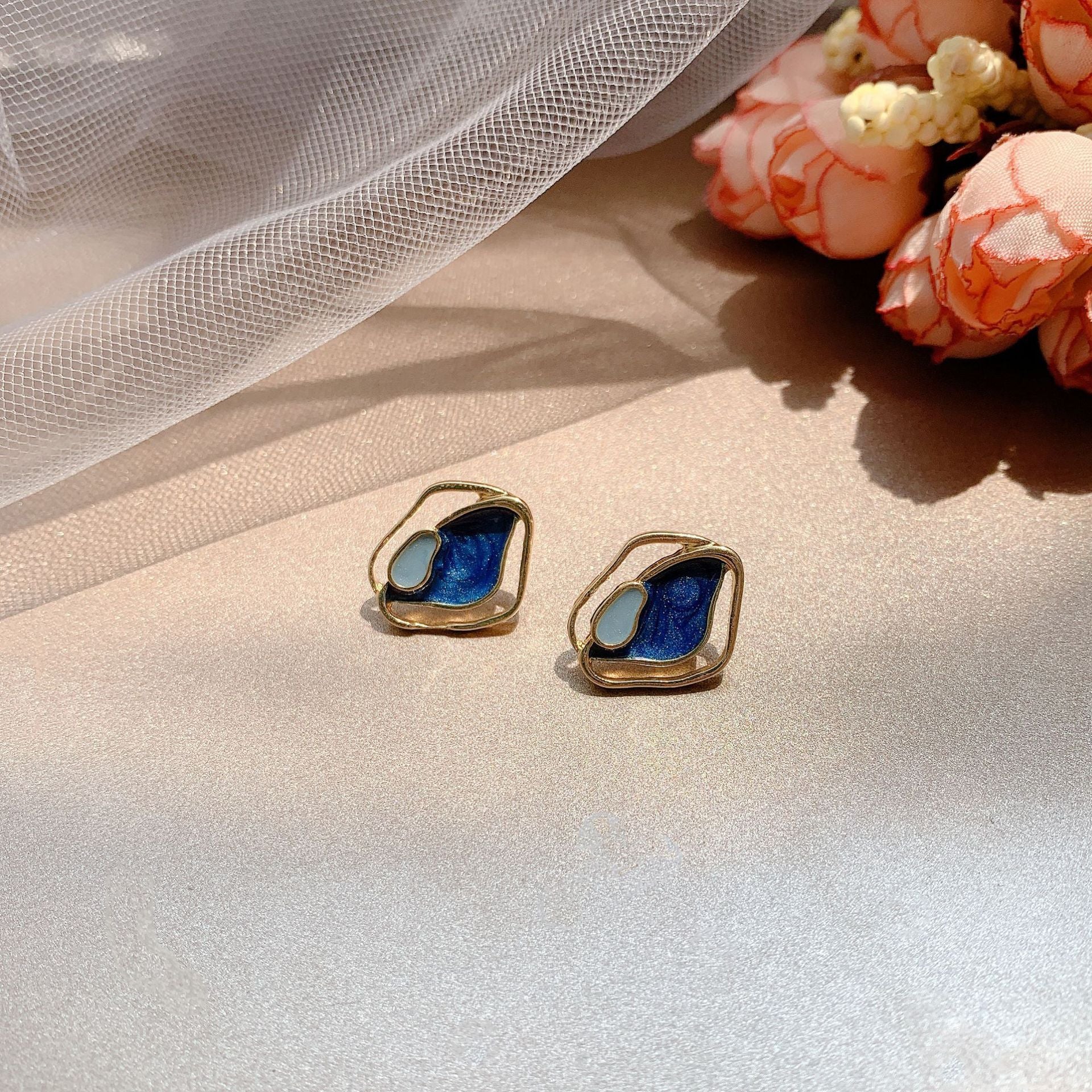 S925 Silver Stud Earrings – Simple & Elegant for Women