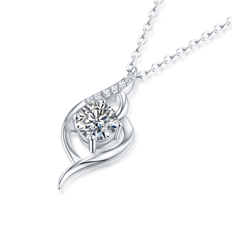 A Beautiful City – Luxury Moissanite Pendant Necklace Set with Silver Accents