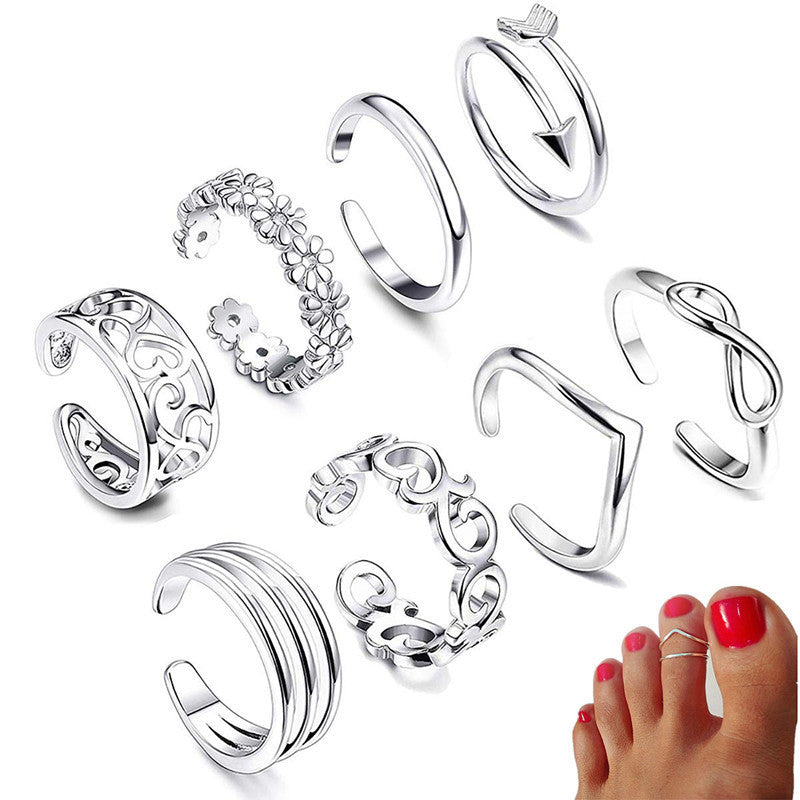Elegant Charm Toe Ring – Simple Floral Design