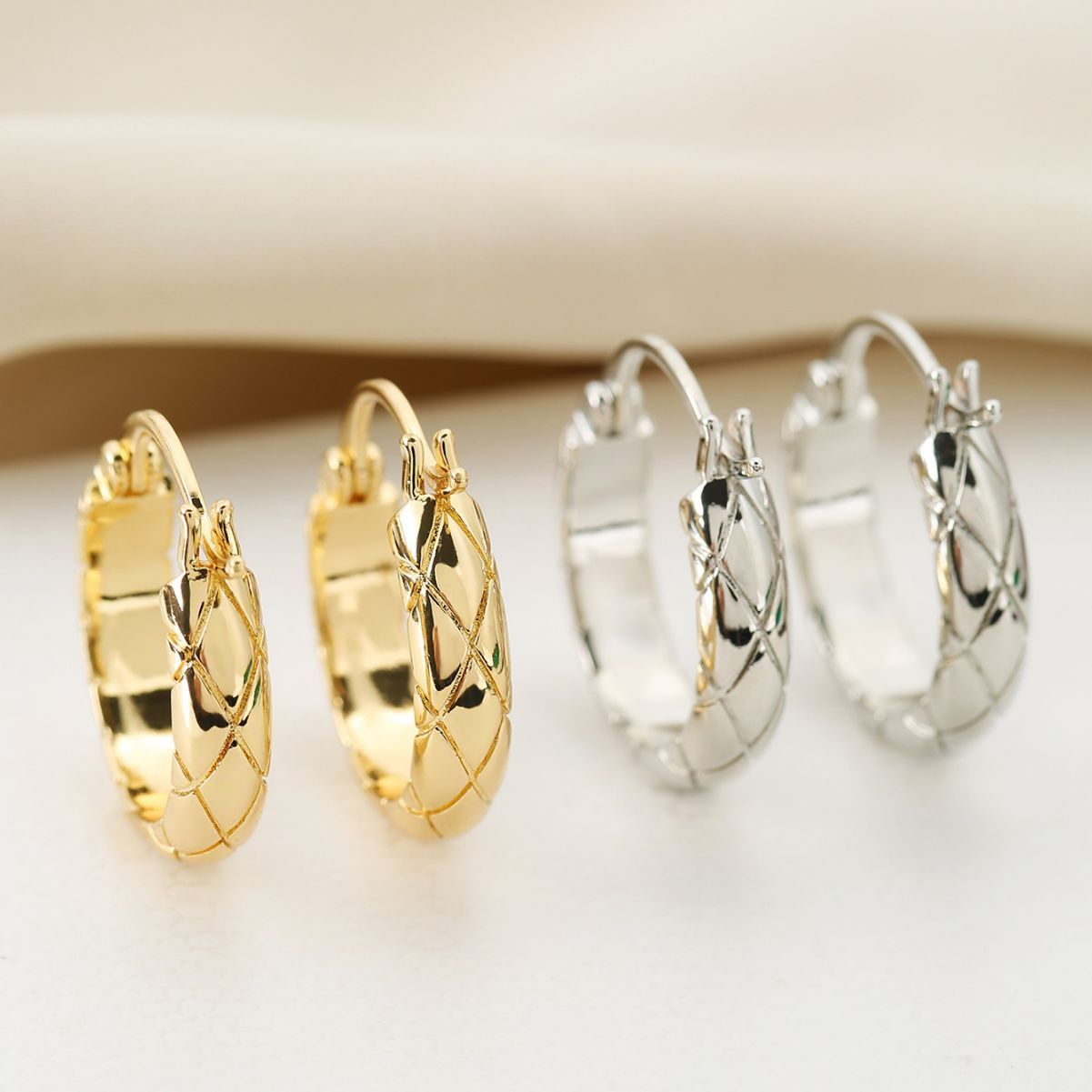 Radiance Chic Plaid Earrings