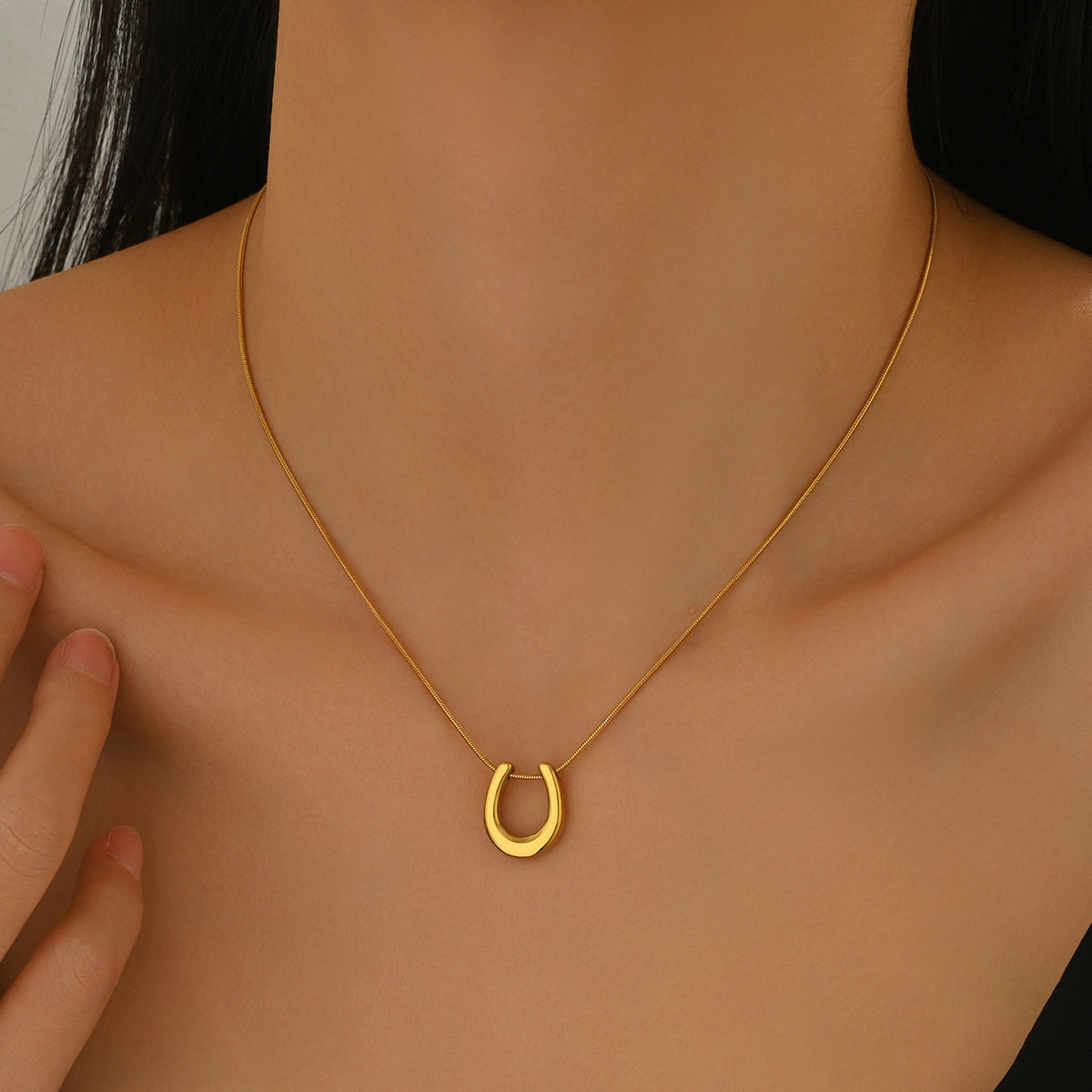 Laxly 18K Gold Plated Necklace – Modern Minimalist Stainless Steel Jewellery, Hypoallergenic & Timeless Gift for Her