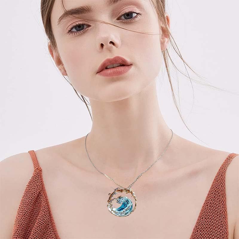 Fashionable Sea-Inspired Pendant Necklace – Daily Wear Accessory
