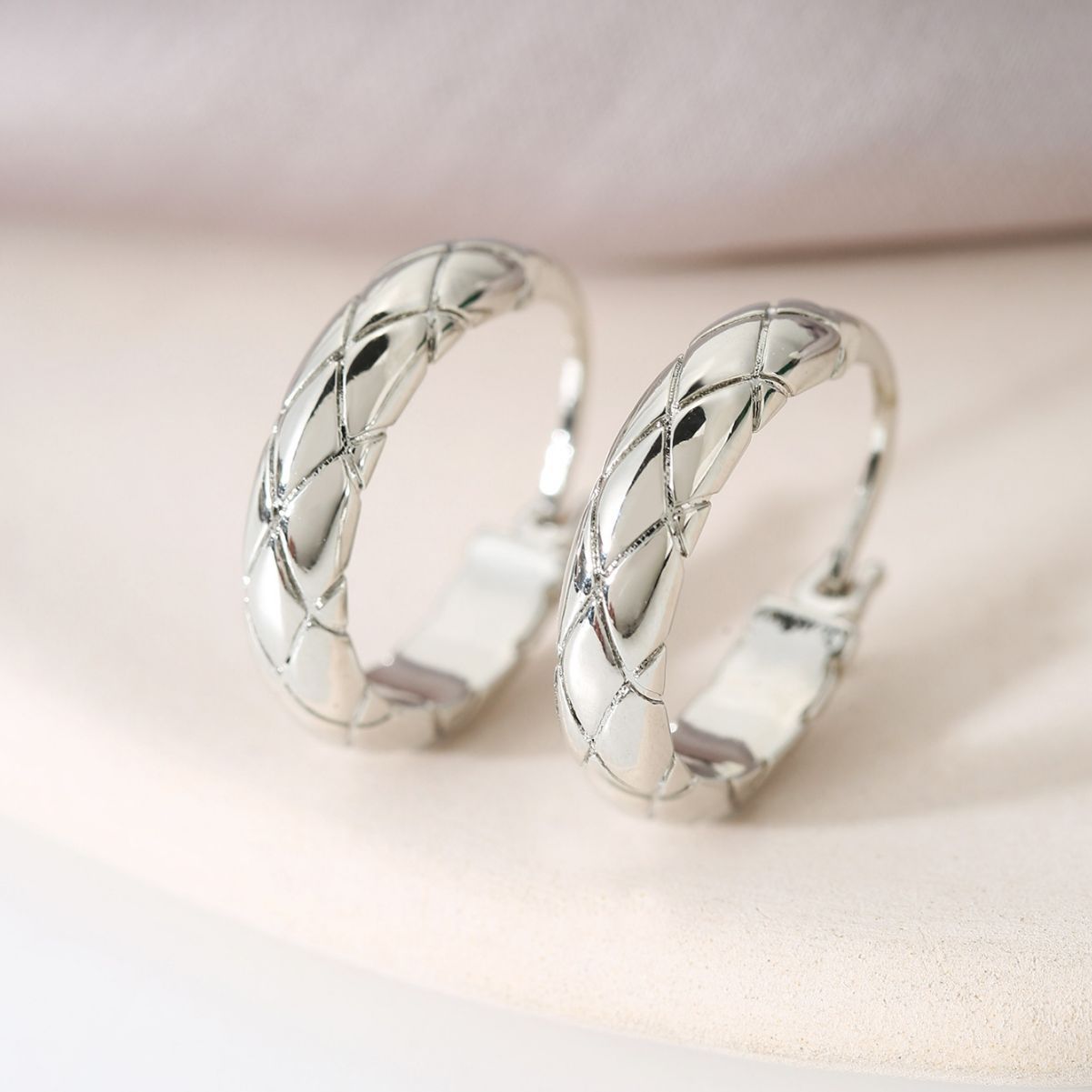 Radiance Chic Plaid Earrings