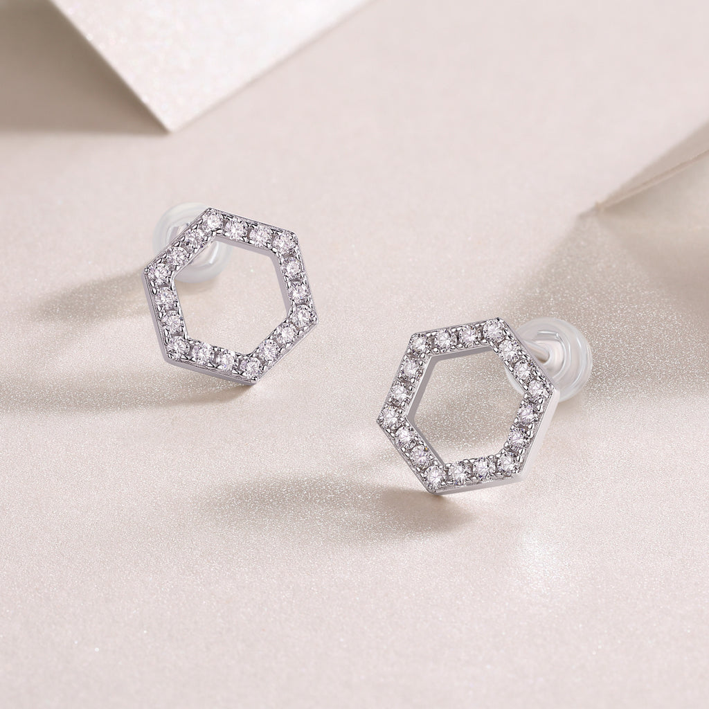 Chic Moissanite Stud Earrings – S925 Silver with Platinum Finish